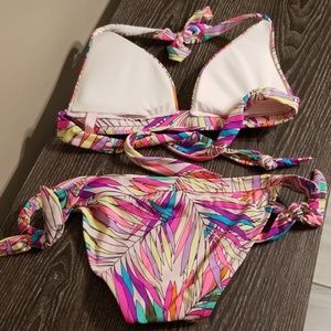 Victoria's Secret Swim - VS Neon Tropical Halter Bikini Victoria's Secret Swim - VS Neon Tropical Halter Bikini